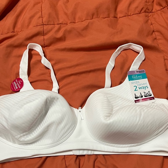 Radiant Vanity Fair Bra 2 ways straps. Size 40DD. New with tags - Picture 2 of 7